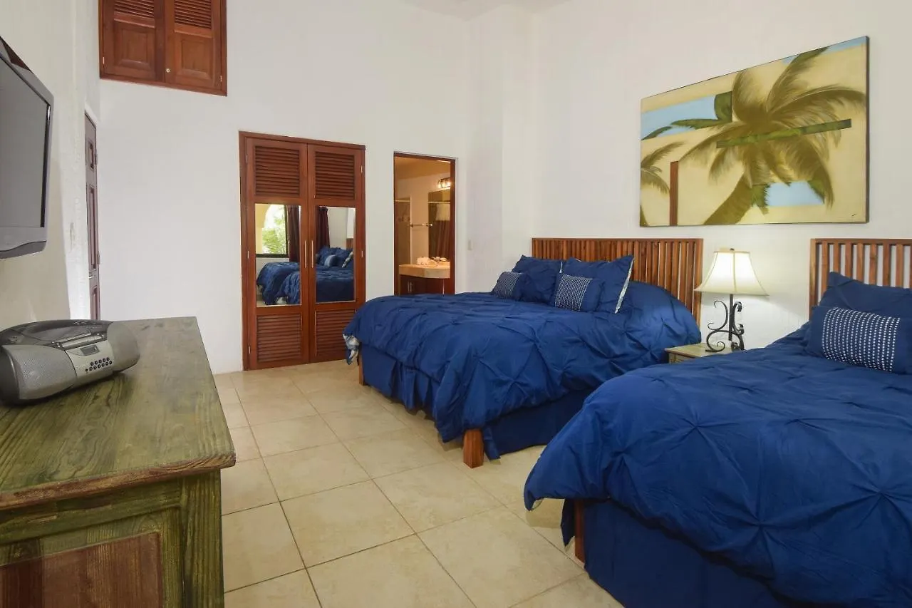 Perfect For Families Wonderful Beach Refreshing Pool And Pool Bar Xh7122 Playa del Carmen Mexico
