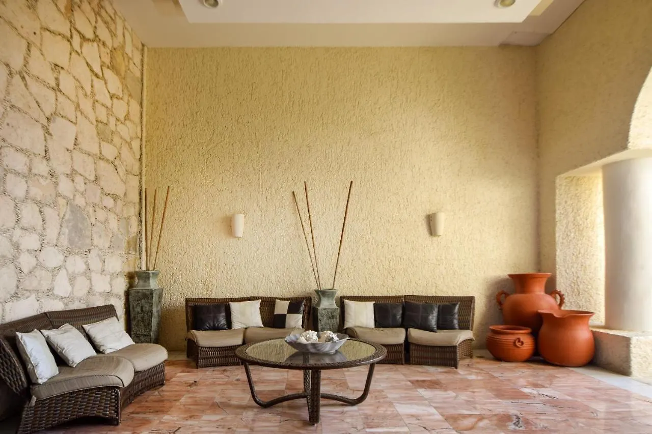 Perfect For Families Wonderful Beach Refreshing Pool And Pool Bar Xh7122 Playa del Carmen