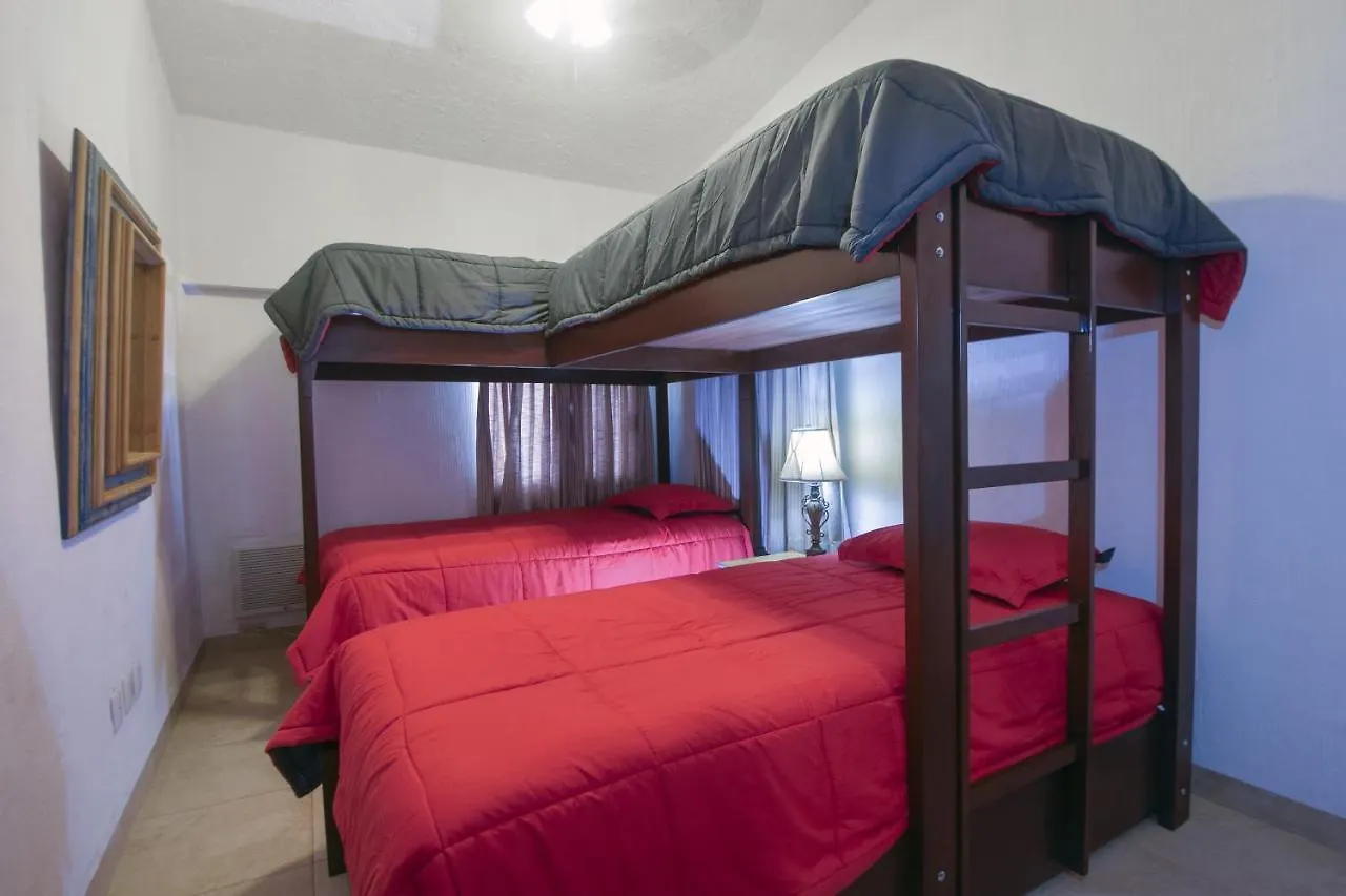 Perfect For Families Wonderful Beach Refreshing Pool And Pool Bar Xh7122 Playa del Carmen